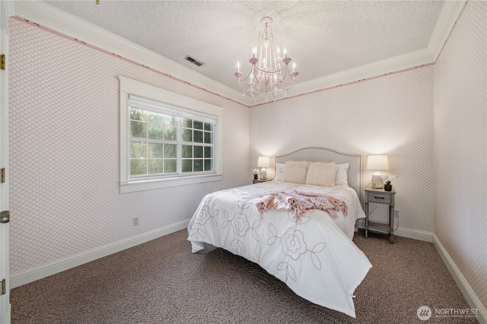 4217 Lakeridge Drive E, Lake Tapps, WA 98391