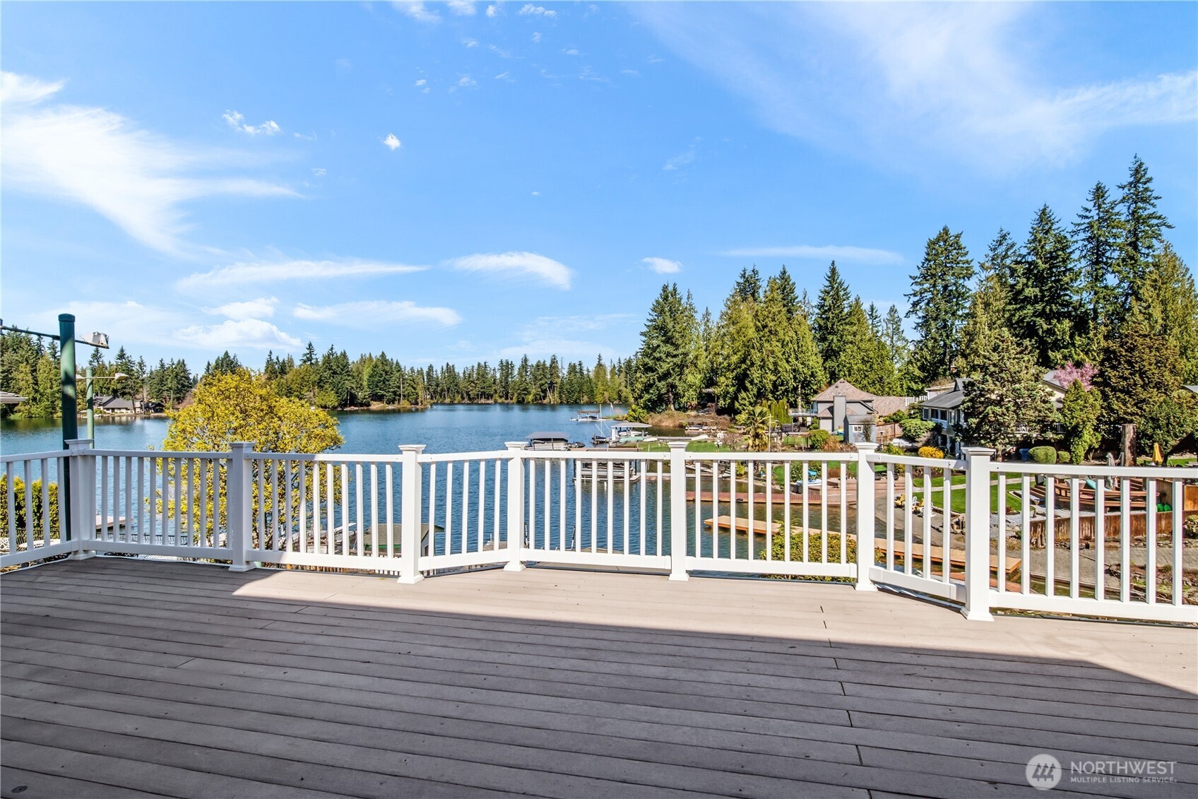 4217 Lakeridge Drive E, Lake Tapps, WA 98391