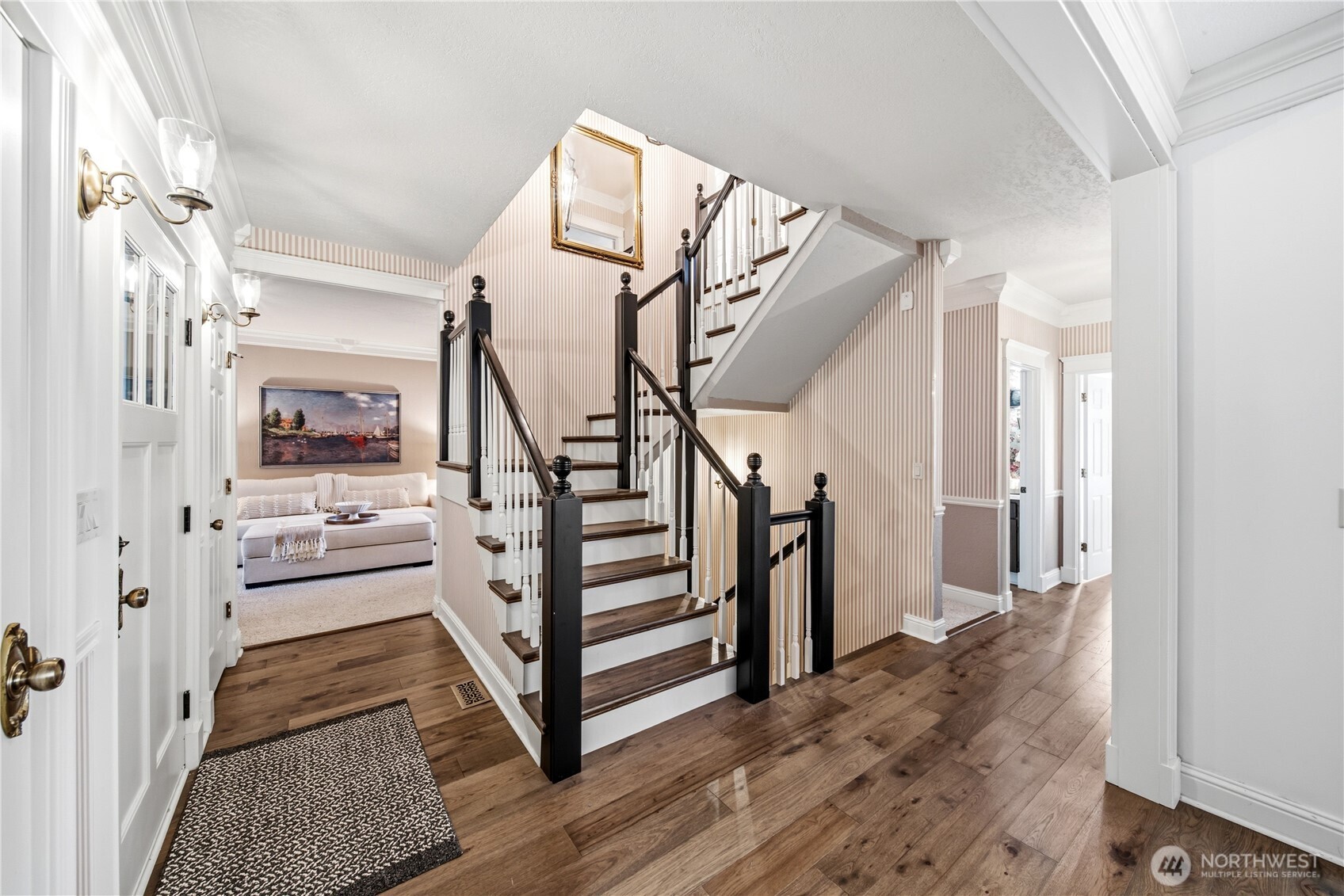 4217 Lakeridge Drive E, Lake Tapps, WA 98391