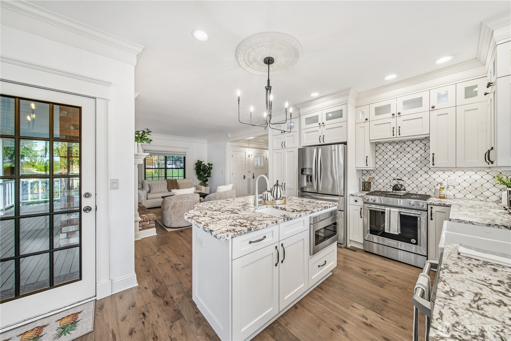 4217 Lakeridge Drive E, Lake Tapps, WA 98391