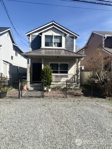 10050 19th Avenue SW, Seattle, WA 98146