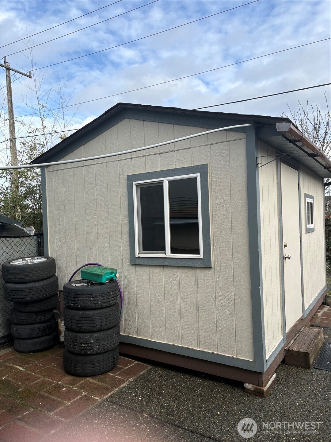 10050 19th Avenue SW, Seattle, WA 98146