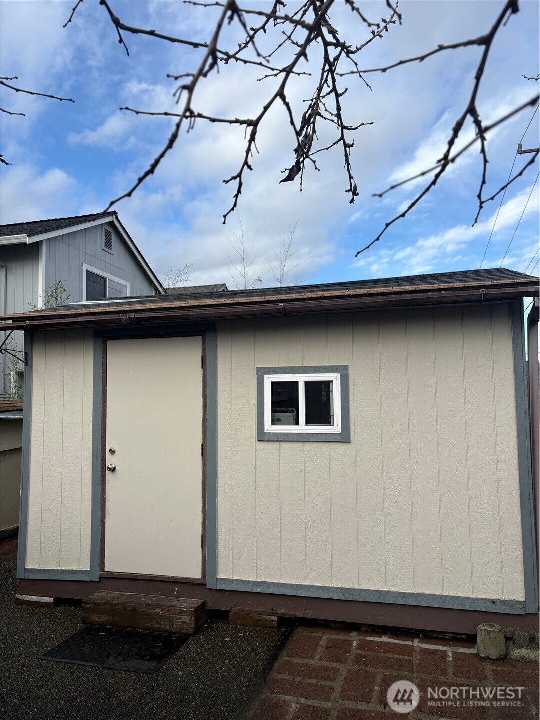 10050 19th Avenue SW, Seattle, WA 98146