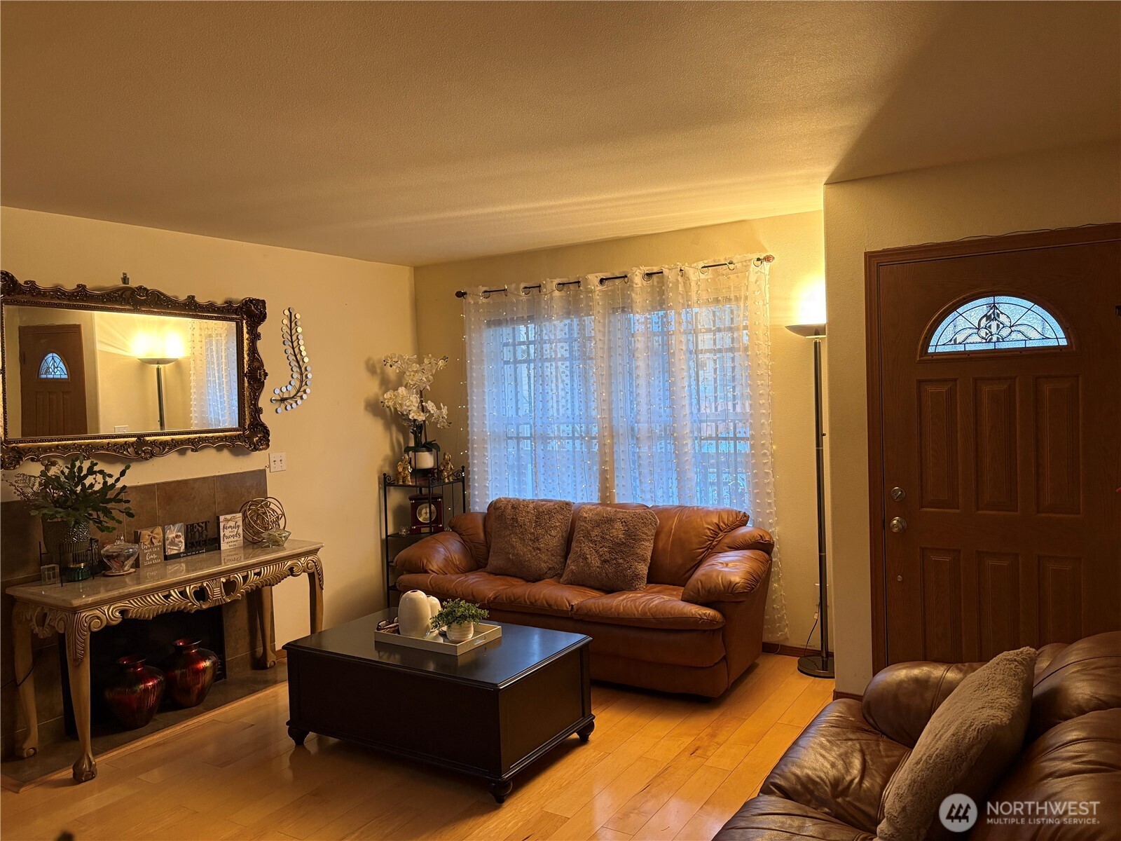 10050 19th Avenue SW, Seattle, WA 98146