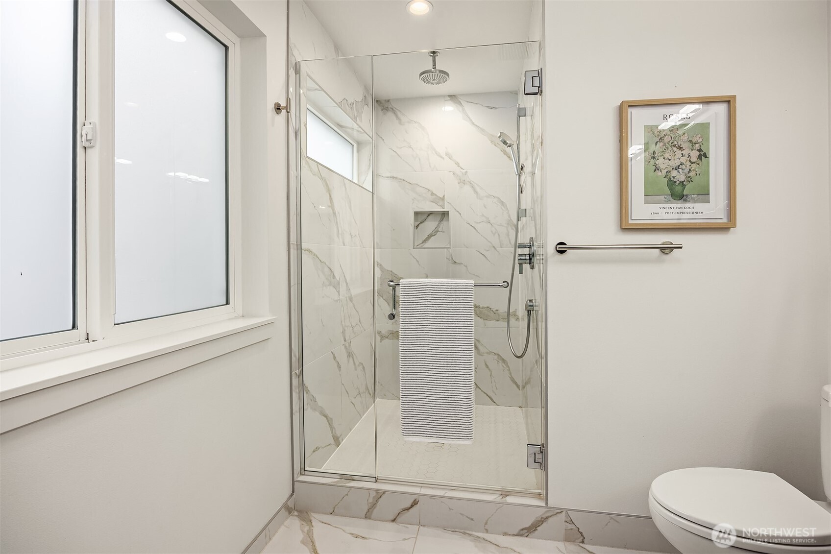 2005 Dexter Avenue N #B, Seattle, WA 98109