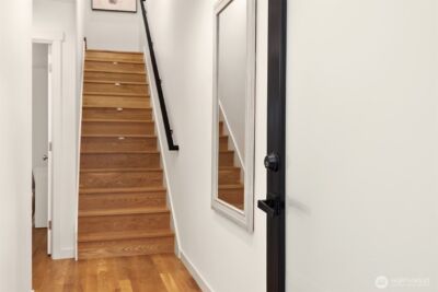 2005 Dexter Avenue N #B, Seattle, WA 98109 - Photo 3