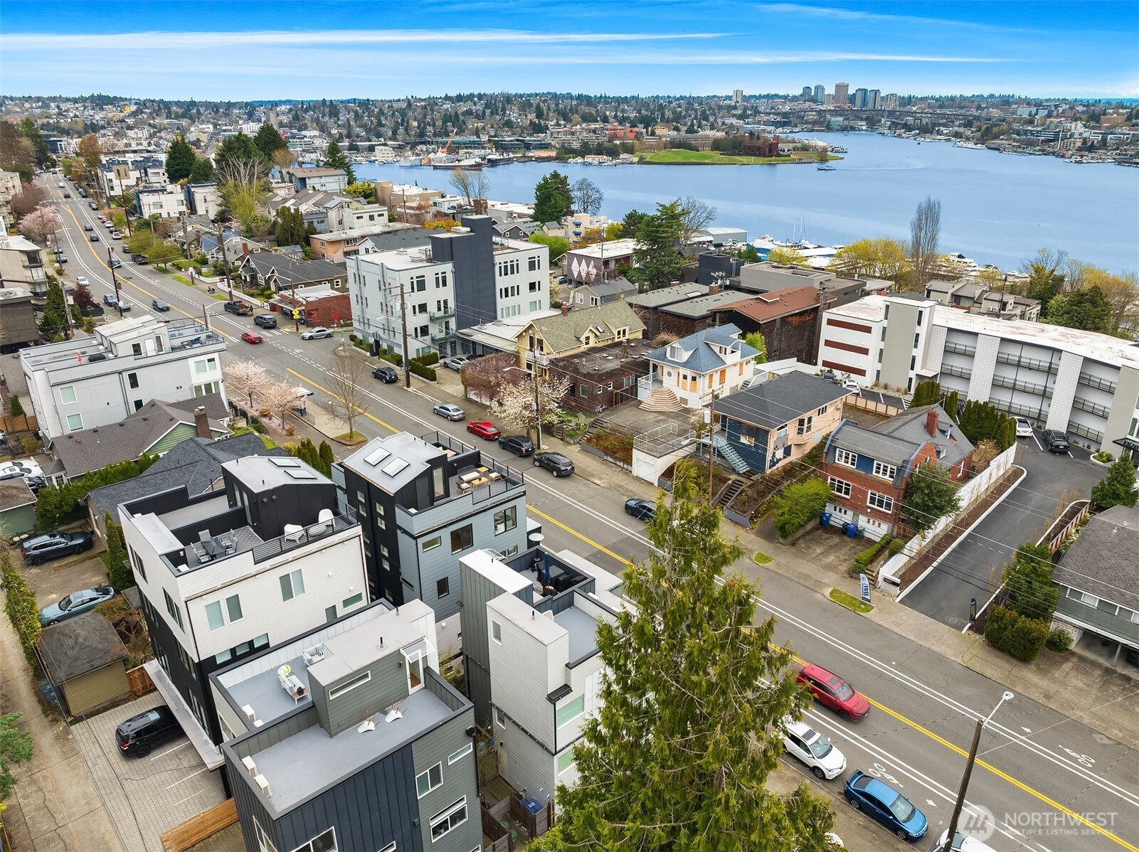 2005 Dexter Avenue N #B, Seattle, WA 98109