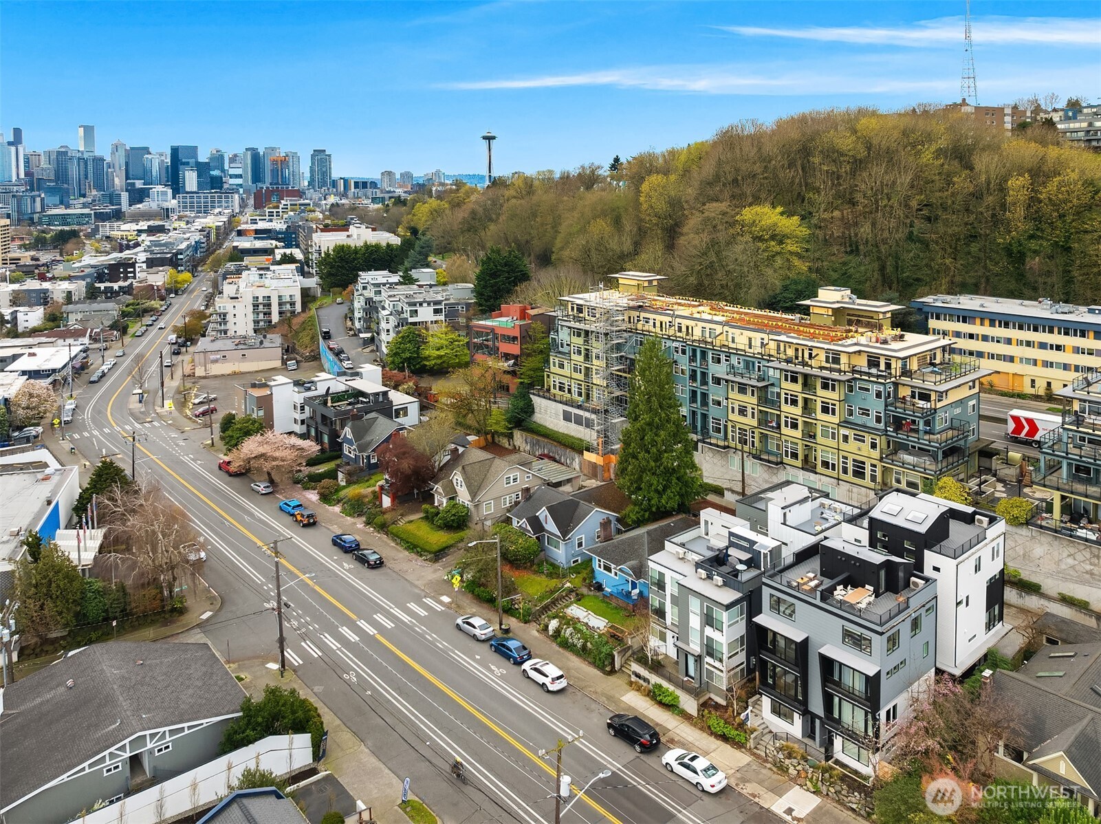 2005 Dexter Avenue N #B, Seattle, WA 98109