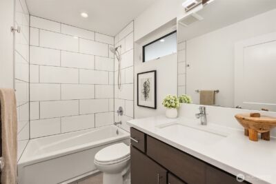 2005 Dexter Avenue N #B, Seattle, WA 98109 - Photo 5