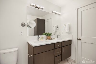 2005 Dexter Avenue N #B, Seattle, WA 98109 - Photo 6