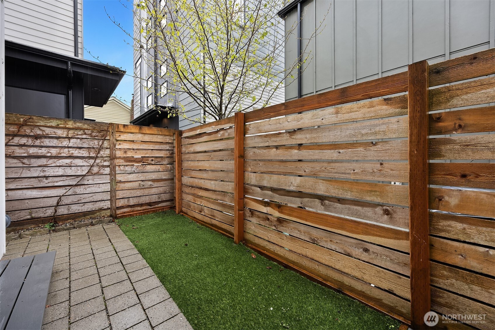 2005 Dexter Avenue N #B, Seattle, WA 98109