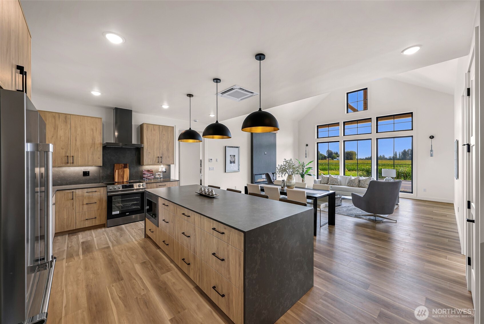 231 Skipping Stone Loop , Lynden, WA 98264