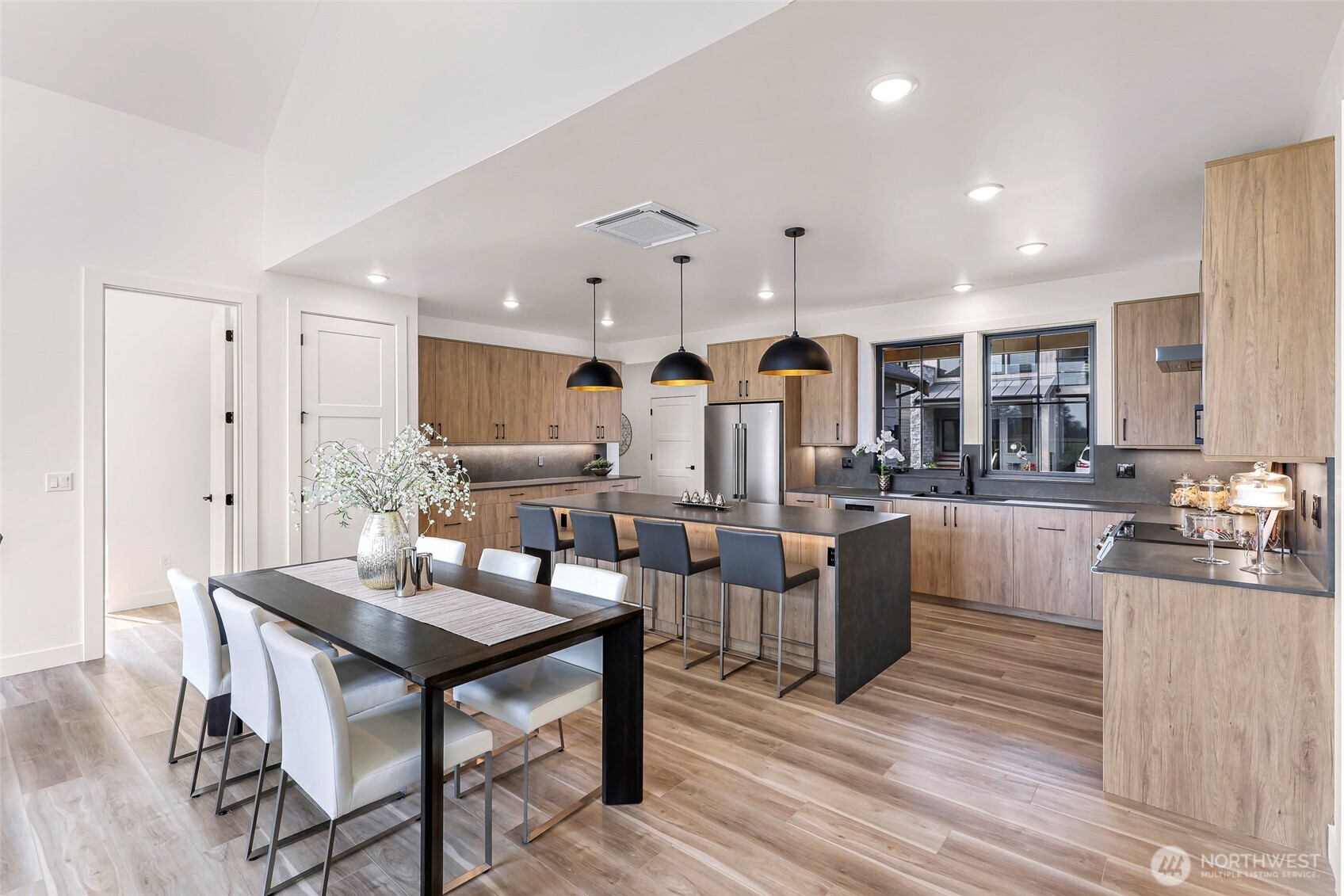 231 Skipping Stone Loop , Lynden, WA 98264