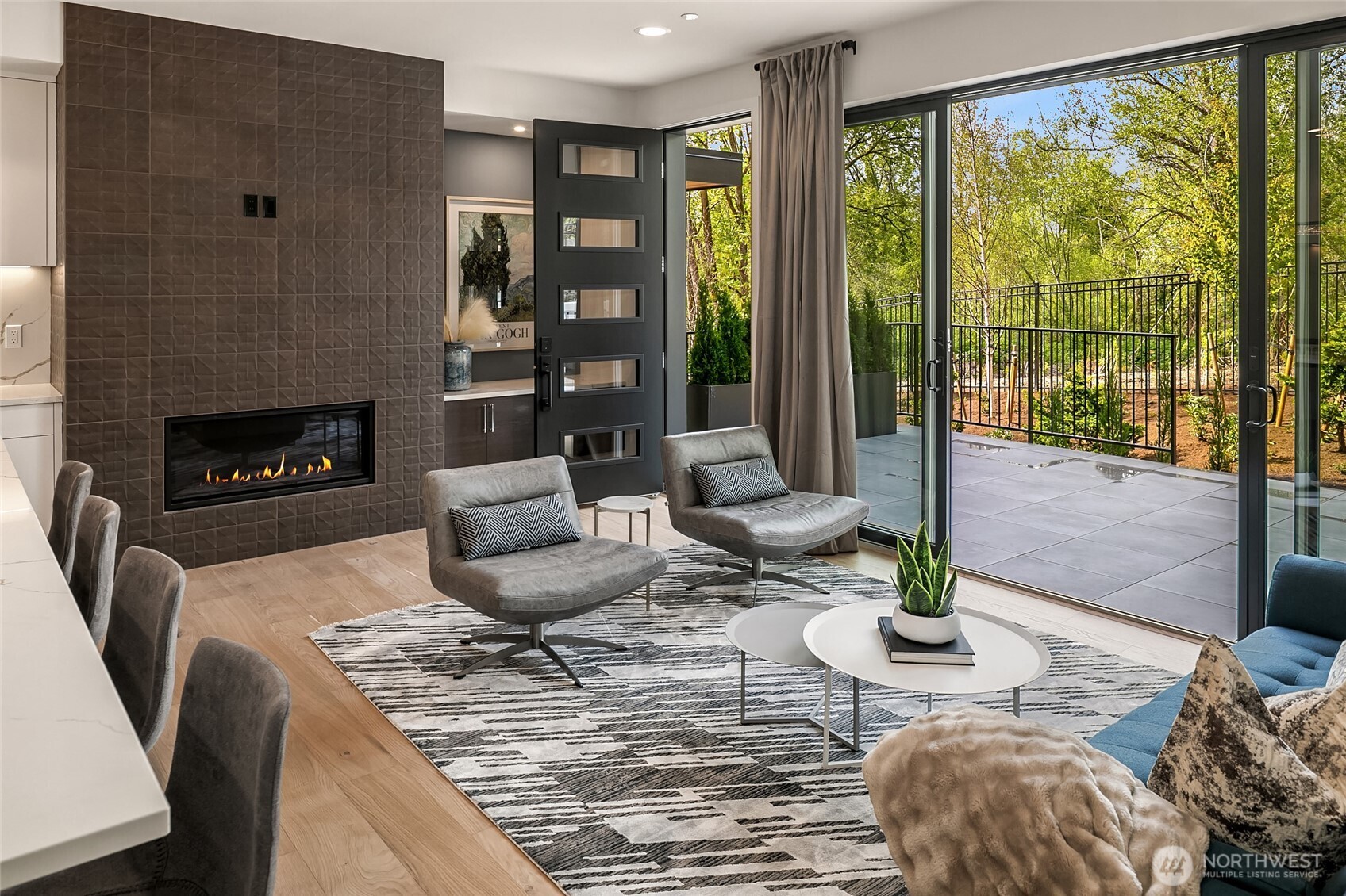 286 118th Avenue SE, Bellevue, WA 98005