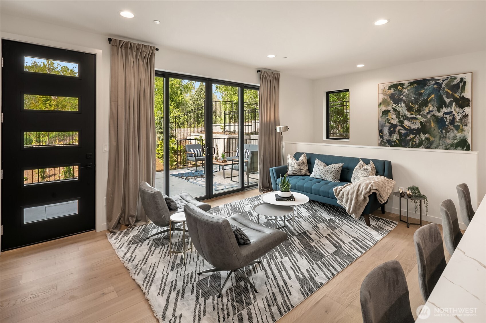 286 118th Avenue SE, Bellevue, WA 98005