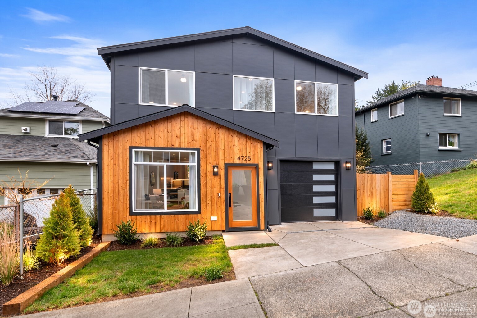 4725 S Findlay Street , Seattle, WA 98118