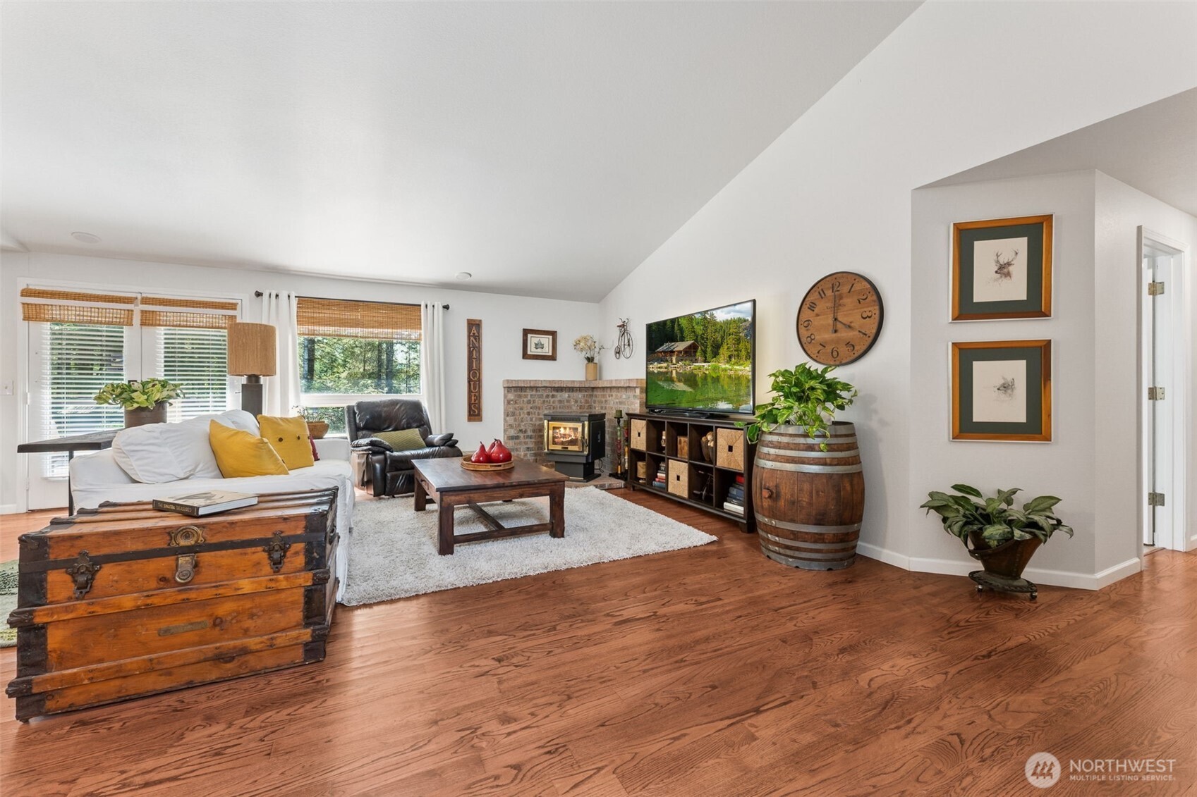 1094 SW Depot Court , Port Orchard, WA 98367