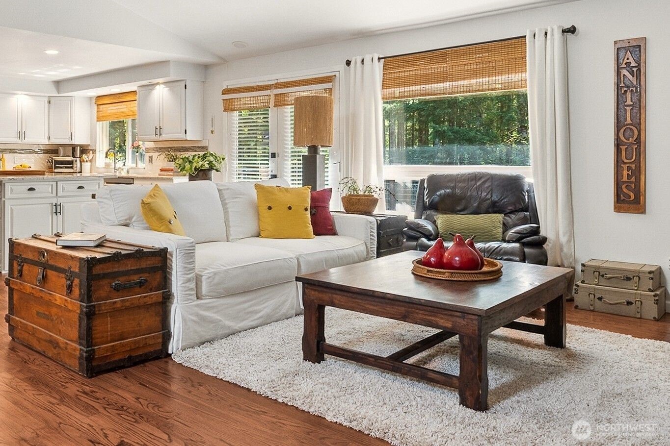 1094 SW Depot Court , Port Orchard, WA 98367