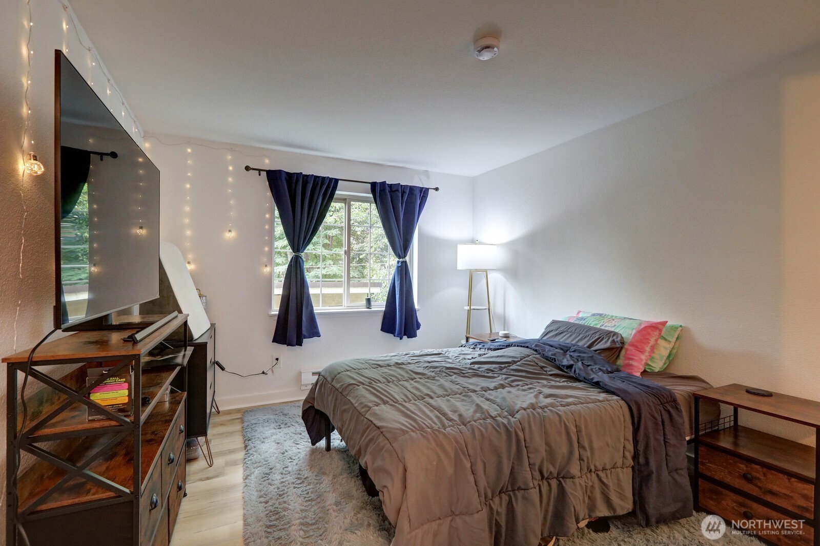 9806 28th Avenue SW #A201, Seattle, WA 98126