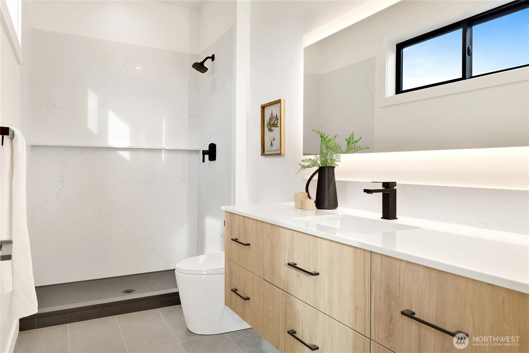 204 Skipping Stone Loop , Lynden, WA 98264