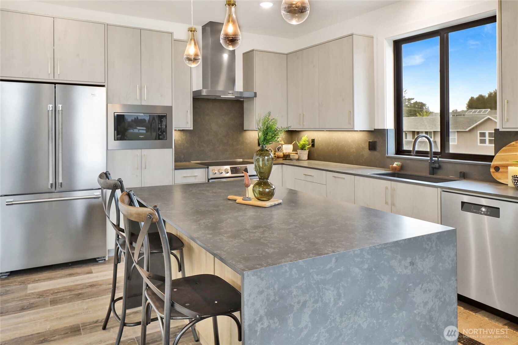 204 Skipping Stone Loop , Lynden, WA 98264