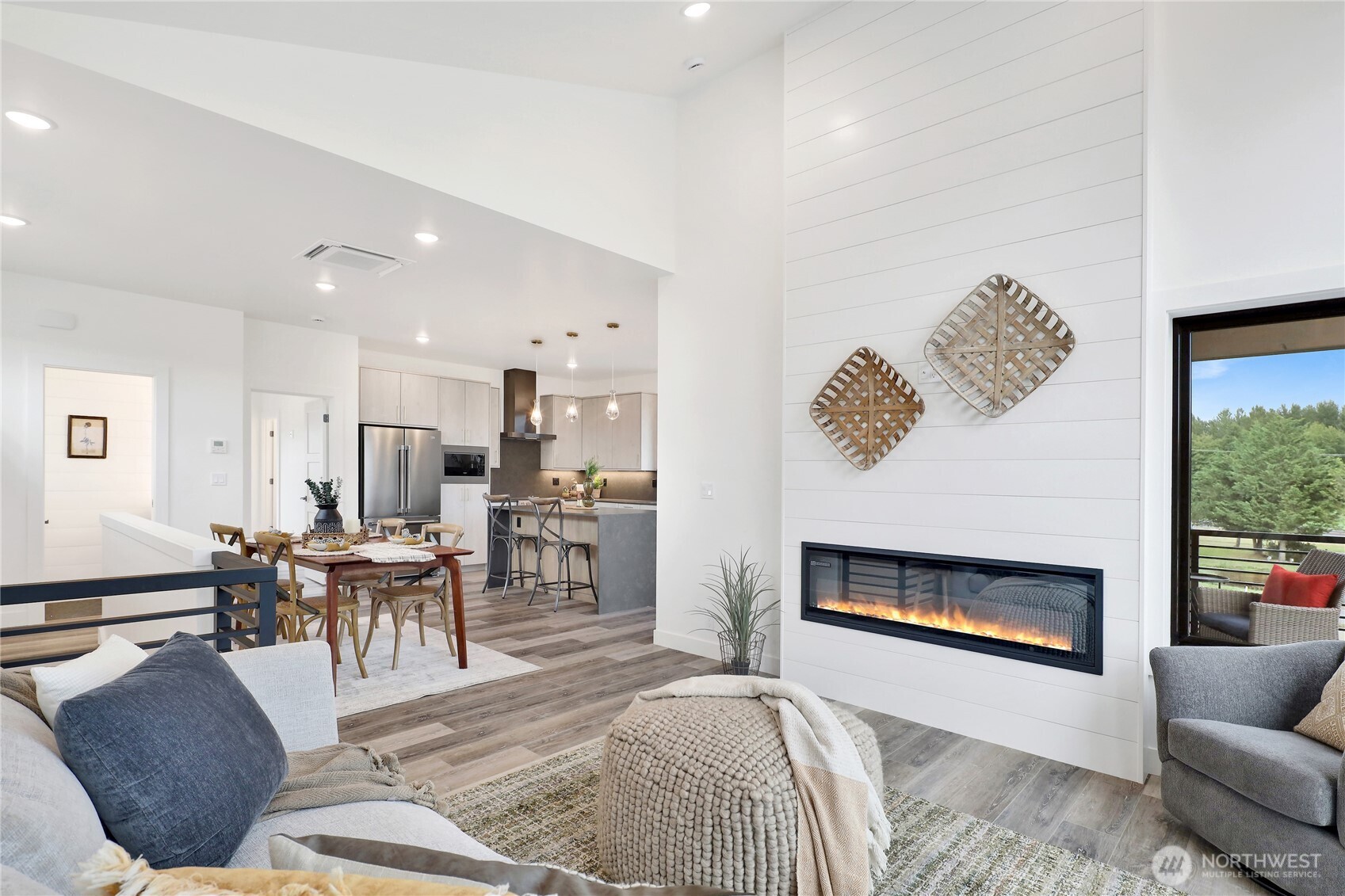 204 Skipping Stone Loop , Lynden, WA 98264