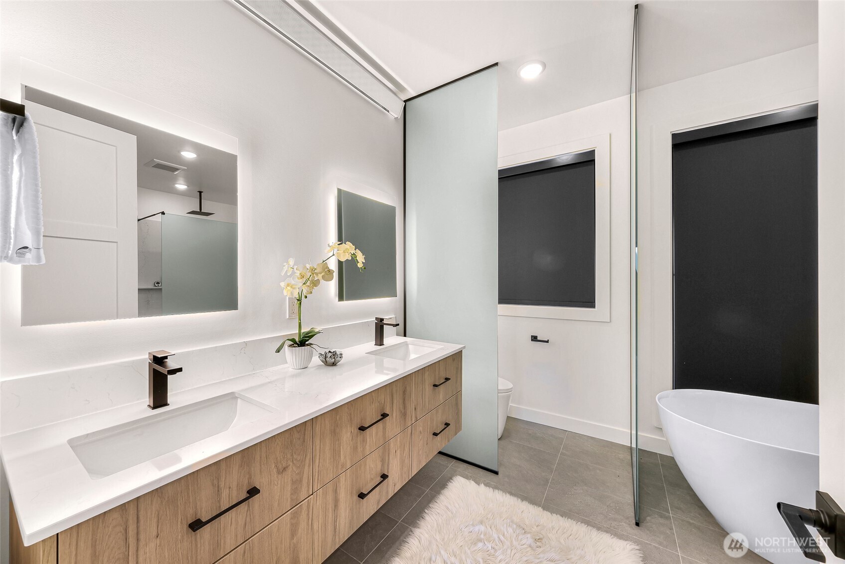 231 Skipping Stone Loop , Lynden, WA 98264