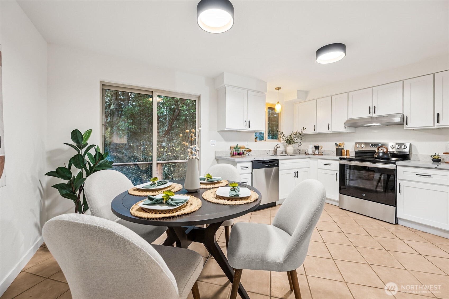 13607 97th Avenue NW, Gig Harbor, WA 98329