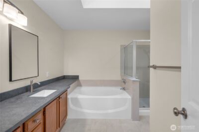 16704 Cobblestone Drive , Lynnwood, WA 98037 - Photo 21