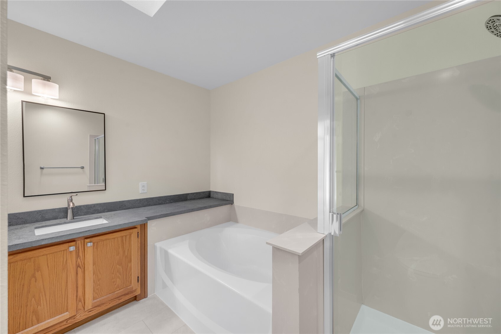 16704 Cobblestone Drive , Lynnwood, WA 98037