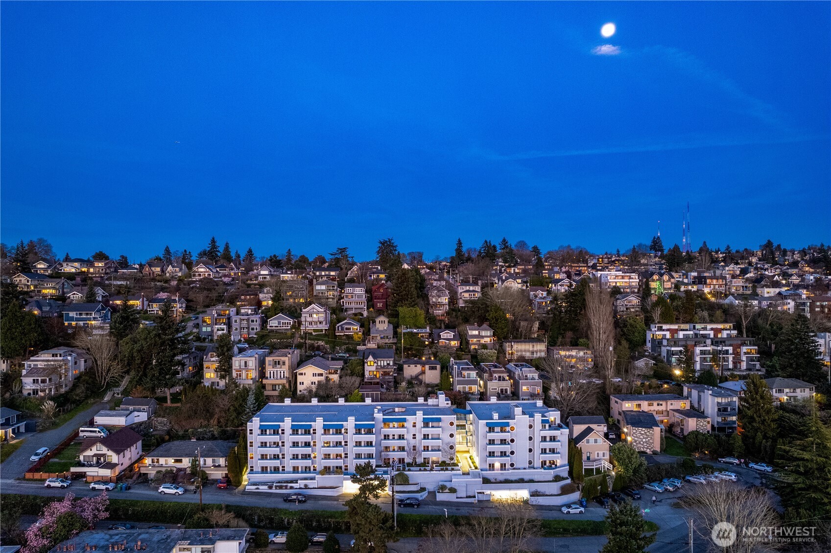 2244 13th Avenue W #410, Seattle, WA 98119