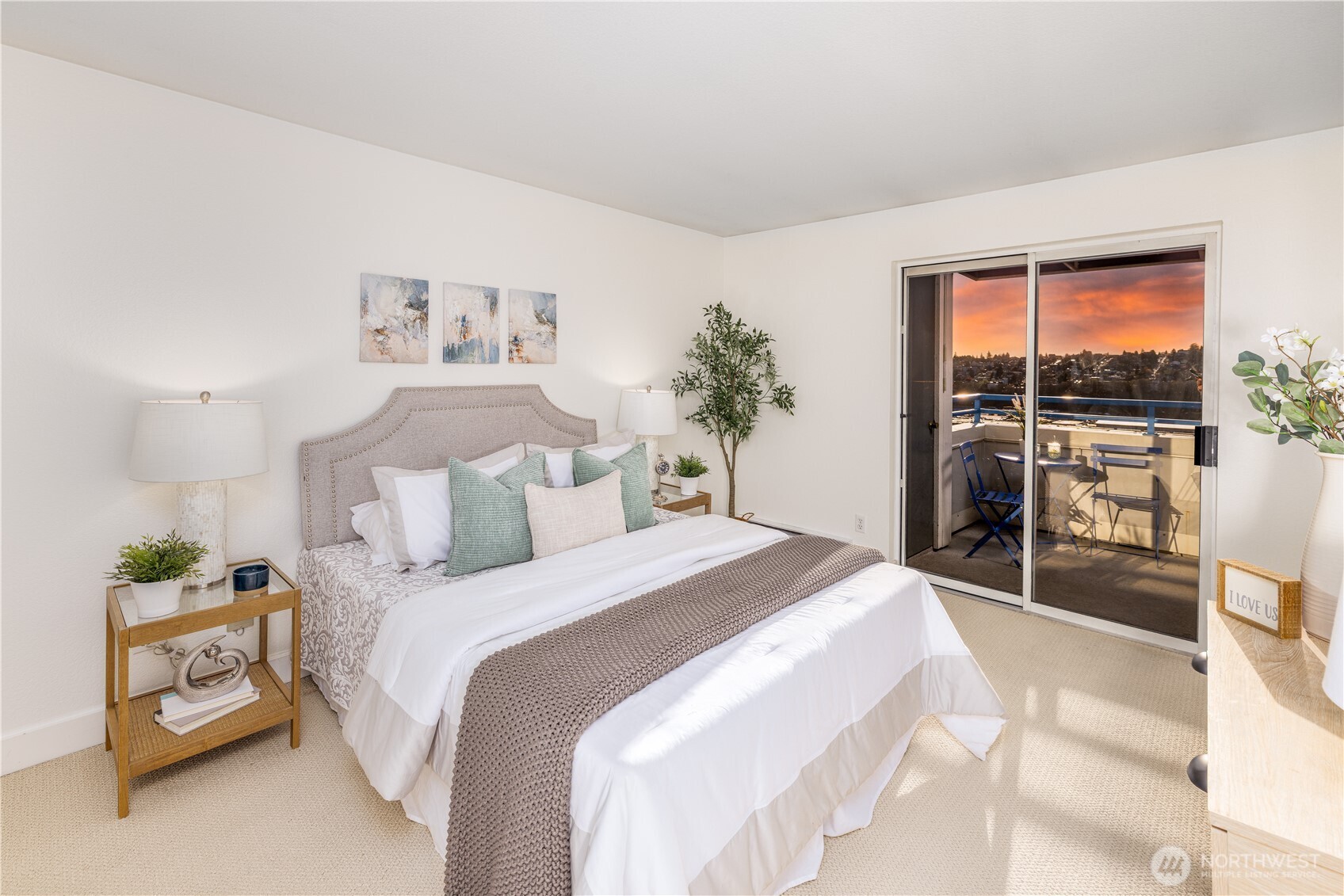 2244 13th Avenue W #410, Seattle, WA 98119