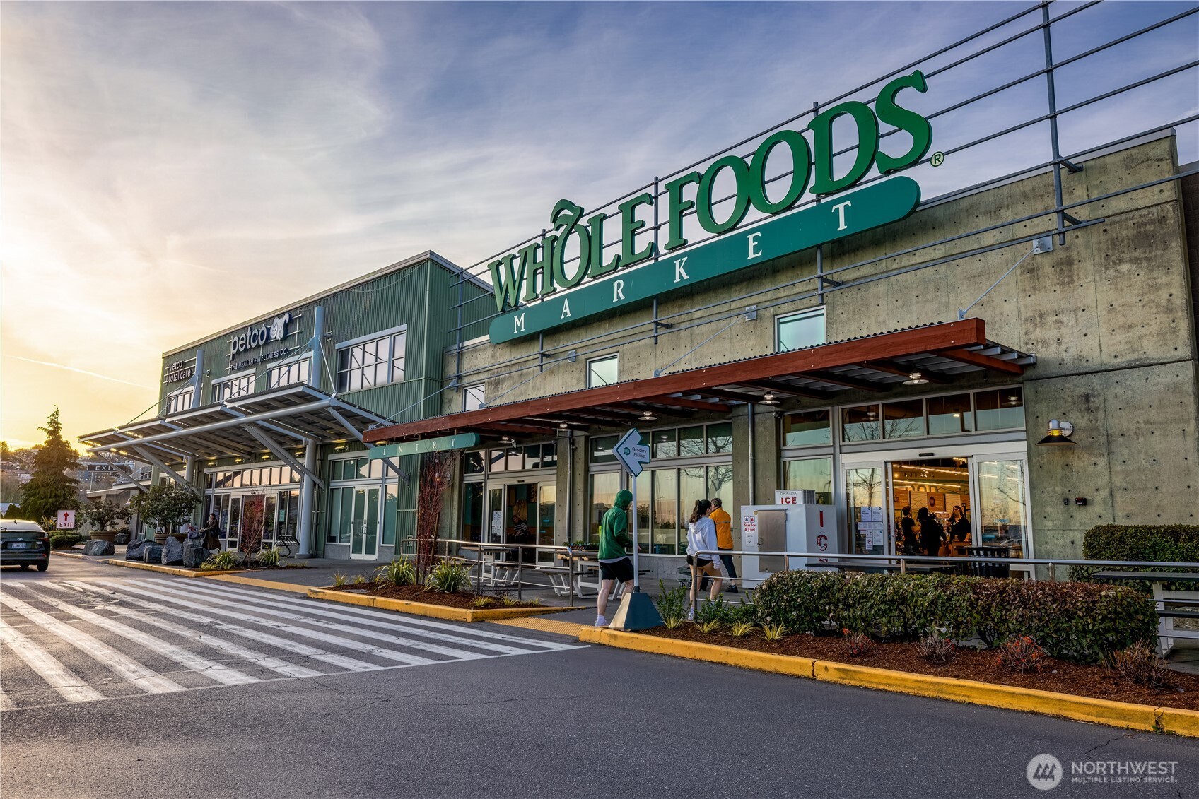 2244 13th Avenue W #410, Seattle, WA 98119