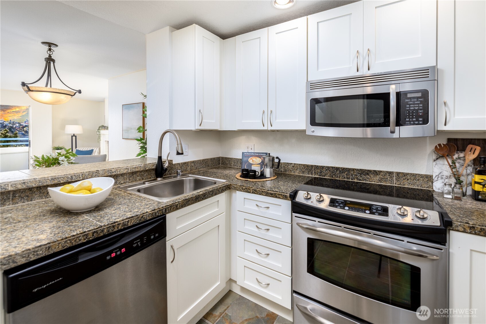 2244 13th Avenue W #410, Seattle, WA 98119