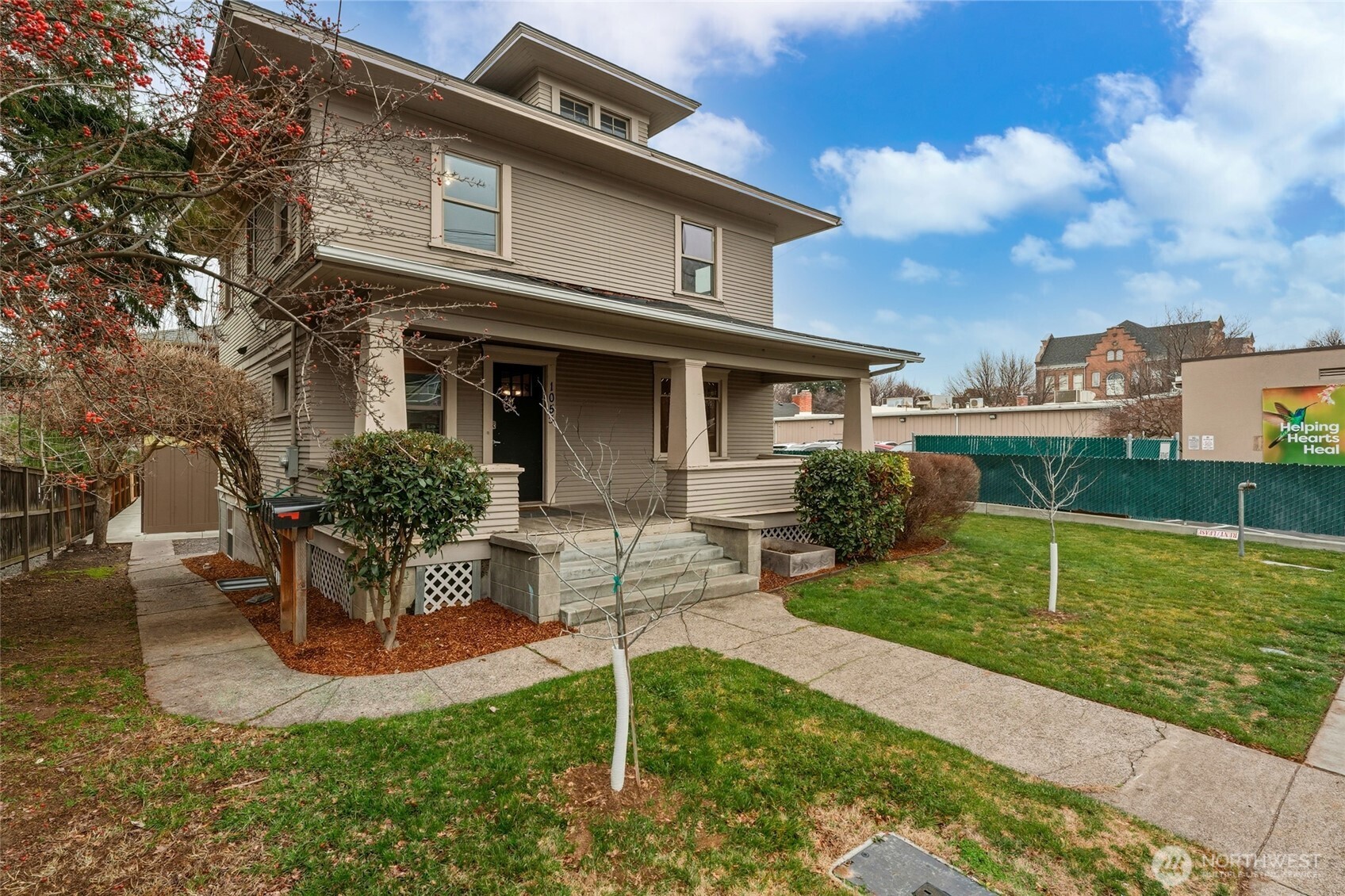 1055 E E ISAACS Avenue E, Walla Walla, WA 99362