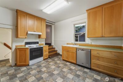 1055 E E ISAACS Avenue E, Walla Walla, WA 99362 - Photo 11