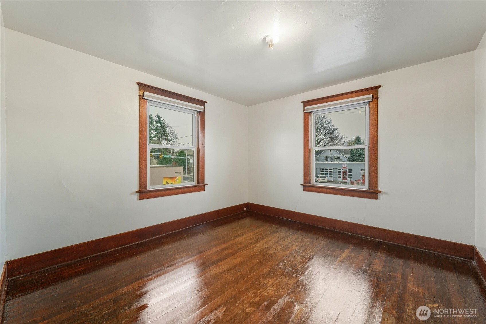 1055 E E ISAACS Avenue E, Walla Walla, WA 99362