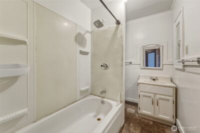 1055 E E ISAACS Avenue E, Walla Walla, WA 99362 - Photo 18