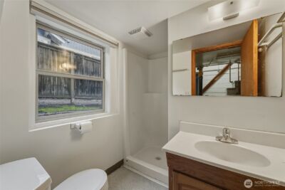 1055 E E ISAACS Avenue E, Walla Walla, WA 99362 - Photo 20