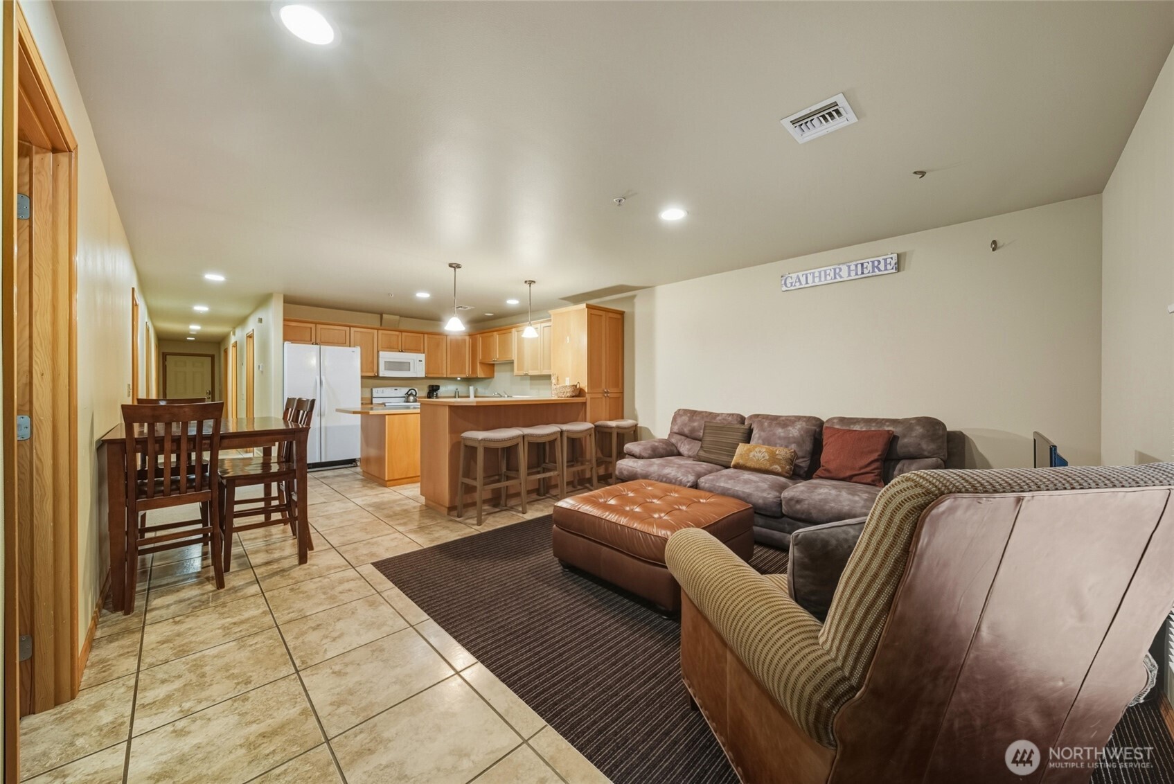 1055 E E ISAACS Avenue E, Walla Walla, WA 99362