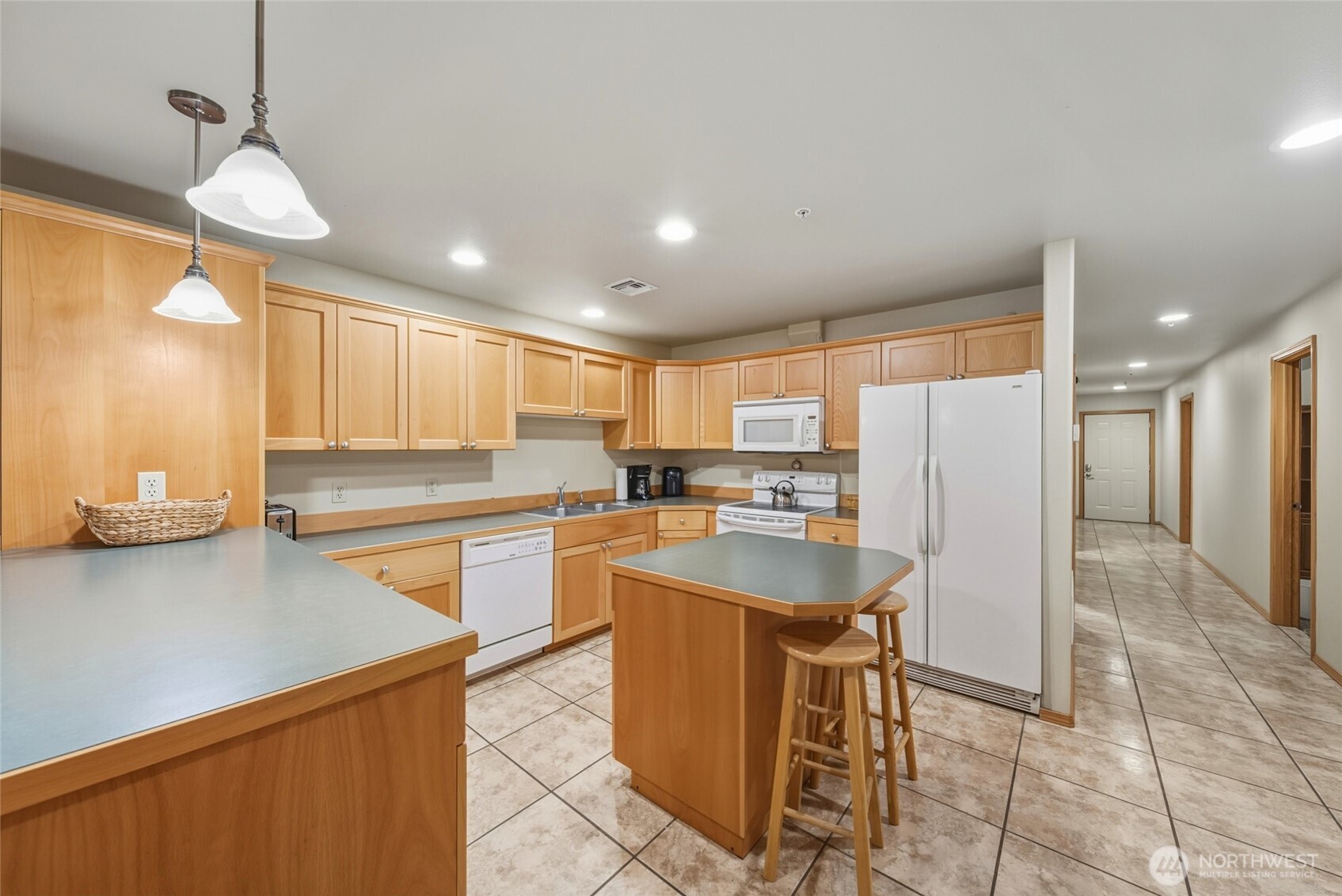 1055 E E ISAACS Avenue E, Walla Walla, WA 99362