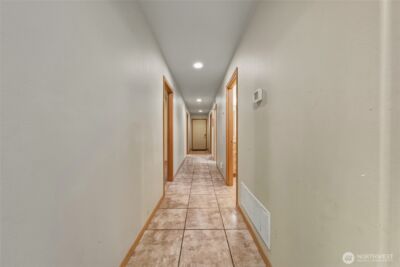 1055 E E ISAACS Avenue E, Walla Walla, WA 99362 - Photo 38