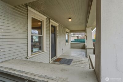 1055 E E ISAACS Avenue E, Walla Walla, WA 99362 - Photo 4