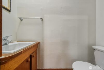 1055 E E ISAACS Avenue E, Walla Walla, WA 99362 - Photo 6