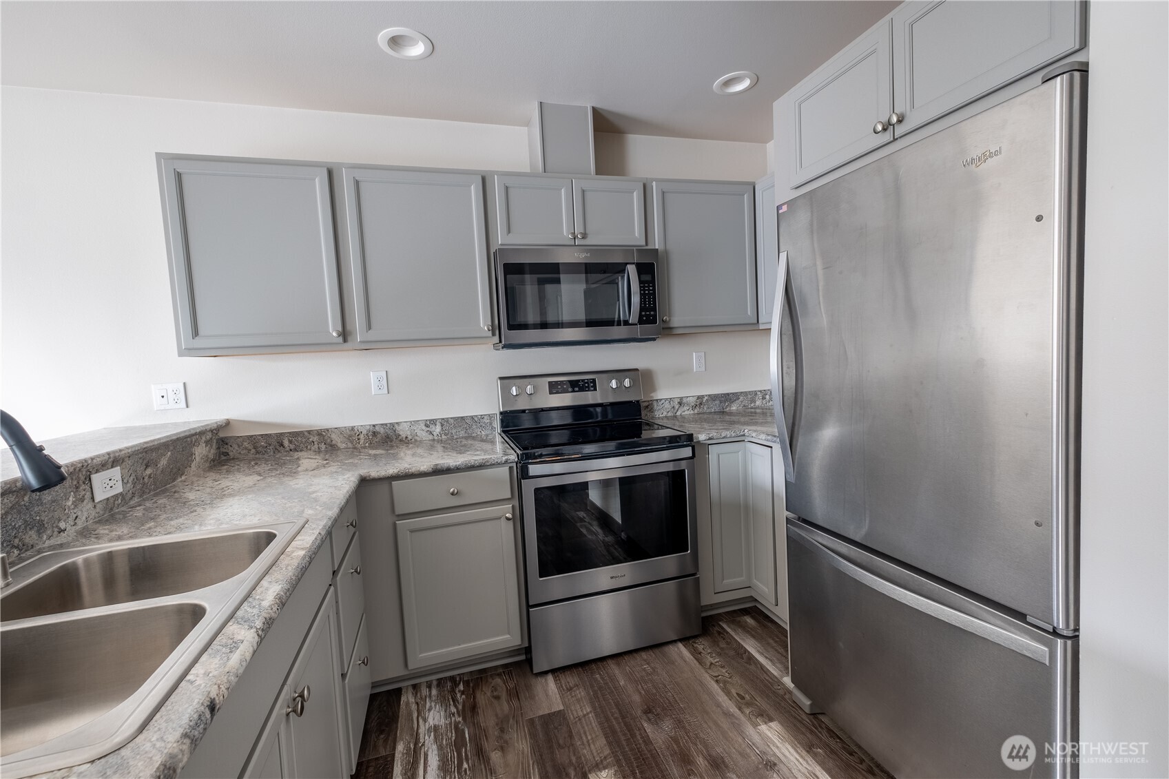 1651 SW Mulberry #E303, Oak Harbor, WA 98277