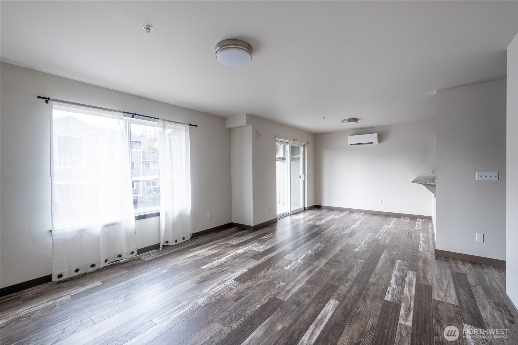 1651 SW Mulberry #E303, Oak Harbor, WA 98277