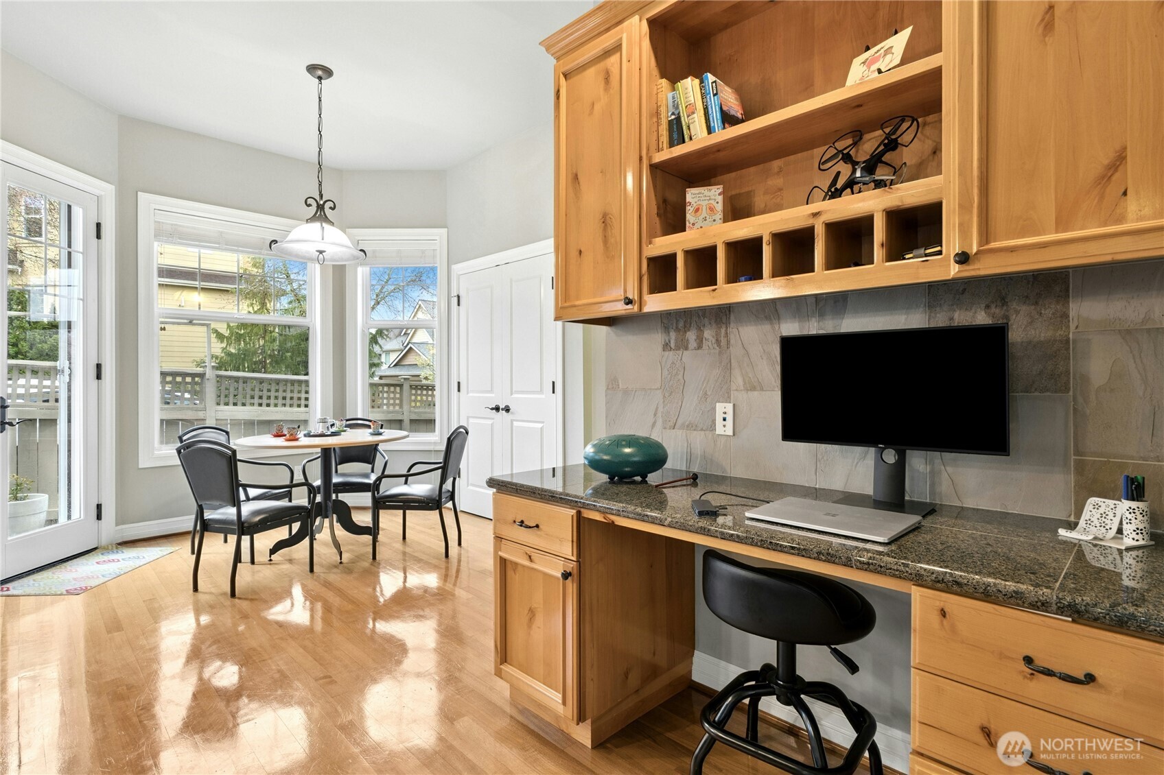 2411 30th Avenue NE, Issaquah, WA 98029