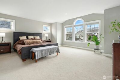 2411 30th Avenue NE, Issaquah, WA 98029 - Photo 17