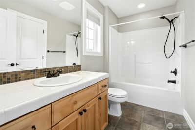 2411 30th Avenue NE, Issaquah, WA 98029 - Photo 25