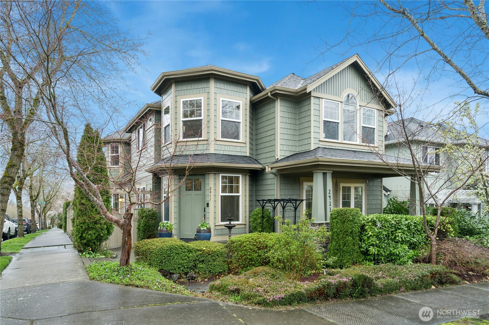 2411 30th Avenue NE, Issaquah, WA 98029